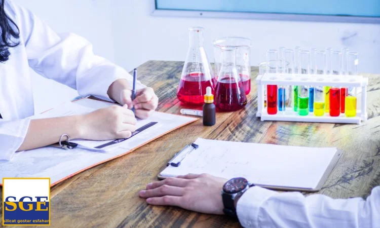 ساختار 16 بخشی SDS بر اساس GHS؛ چه چیزهایی را دقیق بخوانیم؟