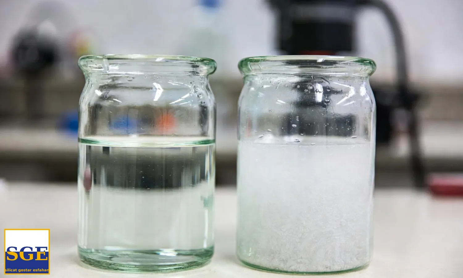 تفاوت سیلیکات سدیم مایع شفاف و کدر