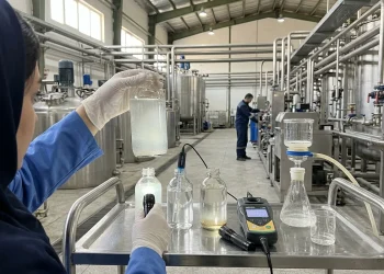 علت کدرشدن محلول سیلیکات سدیم و روش بررسی آن